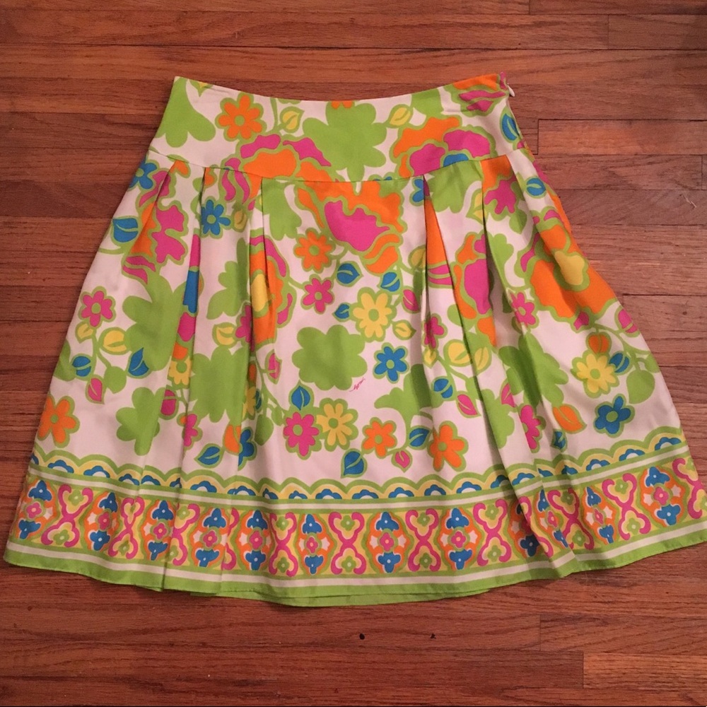 An Original Milly of New York Floral Skirt- Sz 6
